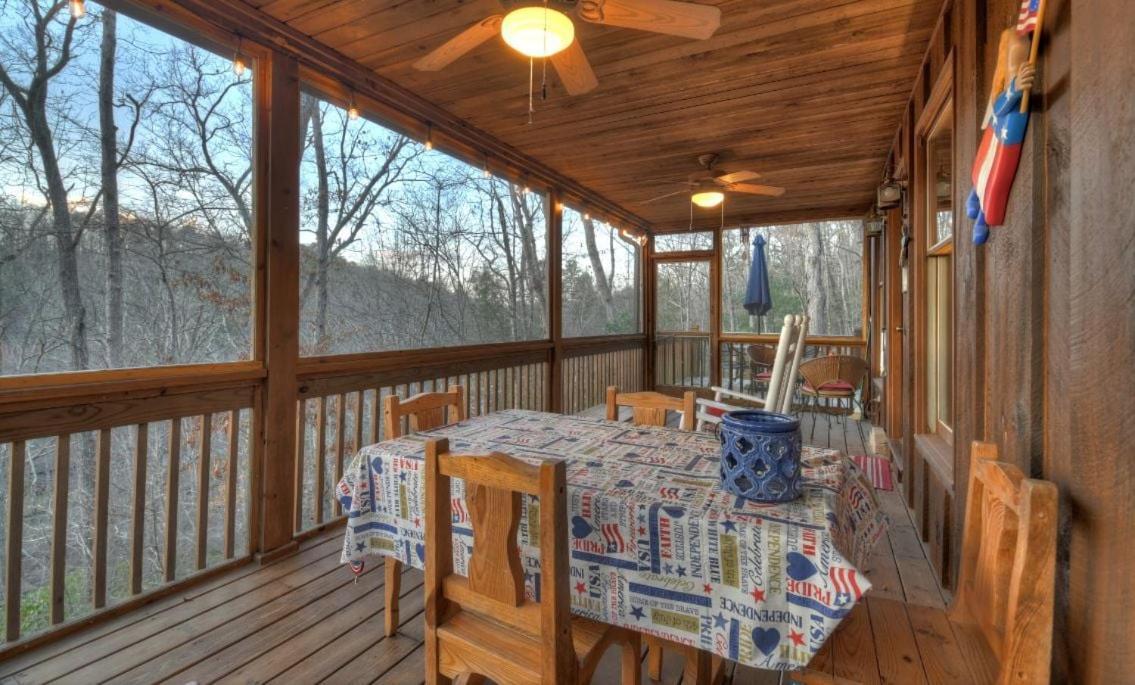 American Dream Americana Decor Close To Downtown Blue Ridge Exteriér fotografie