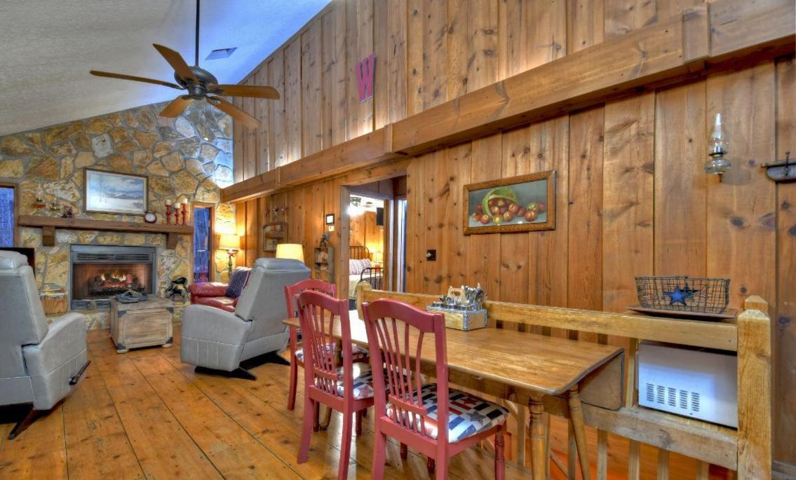 American Dream Americana Decor Close To Downtown Blue Ridge Exteriér fotografie